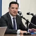 Γεωργιάδης στον Alpha 98.9: «Ο Τσίπρας ανακήρυξε βασικό αντίπαλο το ΠΑΣΟΚ»  –  «Κοινοβουλευτικό πραξικόπημα» κυβέρνηση ΝΔ χωρίς Μητσοτάκη – Τα «νανογιλέκα» και η αυτοκριτική