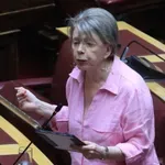 Σφοδρή ειρωνεία Ακρίτα σε Μελέτη: «Φωνή στους αόρατους εργοδότες»