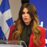 Κίμπερλι Γκίλφοϊλ: «Δεν πωλείται η ελληνική ιστορία» – Στο πλευρό της Αθήνας η Ουάσιγκτον