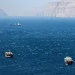 Κόλαση πυρός στο Ορμούζ: Το Ιράν χτύπησε Κυπριακό πλοίο – Μπαράζ αμερικανικών βομβαρδισμών