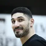Ένες Καντέρ: Δηλώνει συμμετοχή στο WNBA Draft του 2027 και ανοίγει «πόλεμο» για τους κανονισμούς των τρανς αθλητών