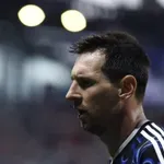 Συγκλονισμένος ο Μέσι από τον θάνατο του πατέρα του – «Σταματά το ποδόσφαιρο επ’ αόριστον», σύμφωνα με το Footmercato