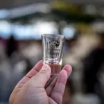 Σητεία: Ανήλικος μέθυσε σε εκδήλωση και κατέληξε στο νοσοκομείο – Συνελήφθησαν δύο γυναίκες