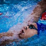 Ευρωπαϊκό Πρωτάθλημα Κολύμβησης: Στον τελικό 200μ ύπτιο o Σίσκος με πανελλήνιο ρεκόρ – Το ξέσπασμα της περήφανης μητέρας (Βίντεο)