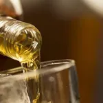 Μελίσσια: Σύλληψη 45χρονης υπεύθυνης κλαμπ – Σέρβιραν αλκοόλ σε τρεις ανηλίκους σε πάρτι Halloween