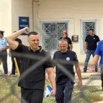 Η αποφυλάκιση Κασιδιάρη ανοίγει ξανά το πολιτικό μέτωπο της Ακροδεξιάς – Από τη Χρυσή Αυγή στη νέα Ακροδεξιά: Τι άλλαξε και τι δεν άλλαξε σε 13 χρόνια από τη δολοφονία Φύσσα