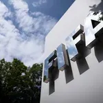 Η FIFA κατηγορεί την UEFA για «εκστρατεία παραπληροφόρησης» ενόψει των προεδρικών εκλογών