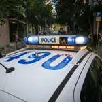 Θεσσαλονίκη: Σαν αστυνομικός κυκλοφορούσε 45χρονος στην Περαία – Αλεξίσφαιρο, φάροι, χειροπέδες και ασύρματοι στο ΙΧ του