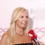 Έλενα Μακρή για τον Αντώνη Λυμπέρη: «Είναι όλα διαφορετικά και μοναχικά όταν έχεις χάσει τον συνοδοιπόρο σου»