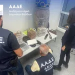 ΑΑΔΕ: Επιχείρηση «Άνθη του κακού» – Βρέθηκαν επιπλέον 26,8 κιλά κοκαΐνης σε υπόγεια δεξαμενή (Βίντεο & Φωτό)