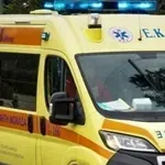 Σοβαρό τροχαίο στη λεωφόρο Θηβών: Άνδρας και γυναίκα δίνουν μάχη να κρατηθούν στη ζωή