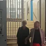 Μαζωνάκης: Συγκλονίζει η νοσηλεύτρια – «Διέκοψαν την πλασμαφαίρεση γιατί έσπασε η φλέβα του» (Βίντεο)