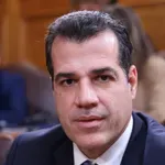 Καταγγελία από δικηγόρο για τον Θάνο Πλεύρη: «Έφερε τον Θεοδωρόπουλο στο Ιατρονομικό Συμβούλιο» (Βίντεο)