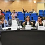 Λάρισα – Τέμπη: Συνάντηση συγγενών θυμάτων με αντιπροσωπεία του Ευρωκοινοβουλίου – Οι καταγγελίες Ασλανίδη για τα τρένα