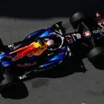 Formula 1: Θρίλερ στο Μπακού – Ο Ράσελ άντεξε την πίεση του Φερστάπεν και πήρε τη νίκη για ένα δέκατο
