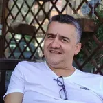 Δημήτρης Πλακιάς: Το καυστικό σχόλιο για τους γερανούς στην Ισπανία και οι αιχμές για τα Τέμπη