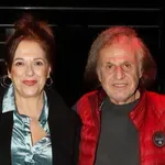 Ελένη Ράντου: Καταγγέλλει ψευδή φωτογραφία νοσηλείας του Βασίλη Παπακωνσταντίνου