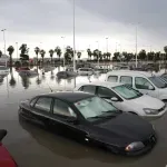 Ισπανία: Τέσσερις νεκροί από τις φονικές πλημμύρες – Πάνω από 400 επιχειρήσεις διάσωσης, δρόμοι μετατράπηκαν σε ποτάμια