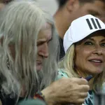 Άννα Βίσση – Νίκος Καρβέλας: Πώς ξεκίνησε η αντιπαράθεση πριν το ΟΑΚΑ, τα 1,5 εκατ. ευρώ και το «πάμε κόντρα κι όπου βγει»