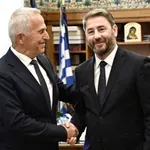 Και επισήμως στο ΠΑΣΟΚ ο Αποστολάκης