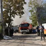 Στις φλόγες δύο βιοτεχνίες στον Ελαιώνα – Απομάκρυνση των κατοίκων σε ακτίνα 400 μέτρων – «Ακούσαμε ένα μπαμ… σκάγανε μπουκάλες» (Βίντεο)