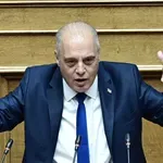 Η κυβέρνηση επιδιώκει την πόλωση, λέει ο Βελόπουλος – Στο στόχαστρο και ο Άδωνις Γεωργιάδης