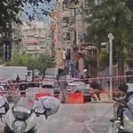 Ομόνοια: Έληξε ο συναγερμός για το ύποπτο χαρτοκιβώτιο – Άνοιξαν οι δρόμοι στο κέντρο της Αθήνας