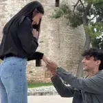Νίκος Μπάρκουλης: Η ρομαντική στιγμή με τη σύντροφό του μπροστά στον Λευκό Πύργο