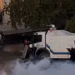 Αλβανία: Συνεχίζονται οι συγκρούσεις στα Τίρανα – Οι διαδηλωτές κλιμακώνουν απέναντι στην αδιαλλαξία Ράμα (Βίντεο)