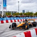 Τα πιο δυνατά καρέ του showrun με τη McLaren MCL60 και τη McLaren MP4/6 του Ayrton Senna