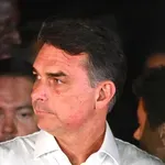 Ο Φλάβιο Μπολσονάρου δηλώνει από το Μαϊάμι εκλεγμένος πρόεδρος της Βραζιλίας