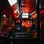 Κύπρος: Οδηγός λεωφορείου εγκατέλειψε τυφλούς επιβάτες λόγω βλάβης – Σφοδρές καταγγελίες