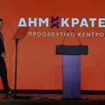 Δημοκράτες: «Εξαιρετικά σοβαρή υπόθεση» η καταγγελία Χαριτάτου για συνεργάτη της Ζαχαράκη