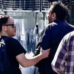 Ποινική δίωξη για πέντε κακουργήματα και ένα πλημμέλημα στον Φίλιππο Καμπούρη, στη σύζυγο του και άλλους έξι