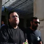 Πήρε προθεσμία για την Κυριακή ο Φίλιππος Καμπούρης: «Δεν είναι απάτη, είναι οφειλή στον ΕΦΚΑ» λέει ο δικηγόρος του