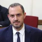Στο Ιπποκράτειο διακομίστηκε ο αναπληρωτής υπουργός Μεταφορών Γιώργος Κώτσηρας (Βίντεο)