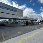 ΚΤΕΛ Αιτωλοακαρνανίας: Επιβάτιδα ξεχάστηκε σε στάση στο Αίγιο από λάθος καταμέτρηση του οδηγού