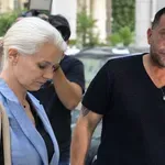 Θάνατος Μαζωνάκη: Στον ανακριτή δύο διασώστριες του ΕΚΑΒ – Κρίσιμη κατάθεση από την κόρη των γιατρών