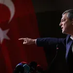 Οζέλ εναντίον Ερντογάν: «Ούτε F-35 ούτε κινητήρα για το KAAN έχουμε» – Βέλη για Ελλάδα, GSI και τουρκολιβυκό