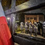 Πολωνία: Πολιτική κρίση με καταγγελίες για «απόπειρα πραξικοπήματος» – Επέστρεψε ο πρόεδρος εσπευσμένως (Βίντεο)