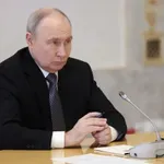 POLITICO: Η Ευρώπη αναζητά τον άνθρωπο που θα καθίσει απέναντι στον Πούτιν – Τα ονόματα και ο φόβος για τον Τραμπ