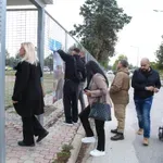 Δίκη για τα Τέμπη: «Δεν θα ηρεμήσω αν δεν μπουν φυλακή αυτοί που φταίνε» – Συγκλονίζουν οι καταθέσεις επιζώντων από το δεύτερο βαγόνι