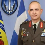 Στην Ακαδημία Αθηνών ο αρχηγός ΓΕΕΘΑ για τον εορτασμό της 28ης Οκτωβρίου