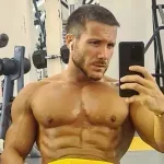 Isklesani mišići u prvom planu: Saša Kovačević uživa u Tajlandu, a fotke su nerealne (FOTO)