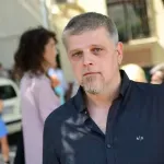 Zašto je Vladimir Kecmanović sam sebi skratio mandat i otišao s RTS-a