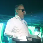 Nakon što se internetom proširila priča da mu je muzičar ukrao bakšiš, oglasio se Dejan Matić: "Poznato je sve"