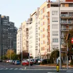 Koliko su plaćene najskuplje nekretnine u Srbiji u 2025. godini? Kvadrat u Beogradu na vodi prodat za 15.298 evra, cene garaža otišle "u nebo"