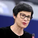 Marta Kos o pravosudnim zakonima: Brine me zašto ih je Vučić potpisao, uradili smo procenu i - nije dobra