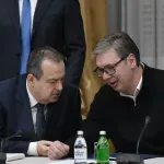 Vučić obišao Dačića: Ministar se nalazi na mehaničkoj ventilaciji