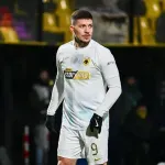 Srbi u centru derbija Grčke: Jović pogodio stativu u 94. minutu, Živkovićev PAOK promašio penal
